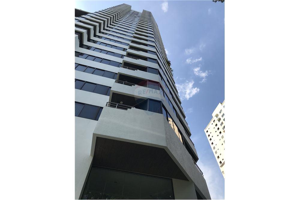 Lake Avenue condo for rent at Sukhumvit 16